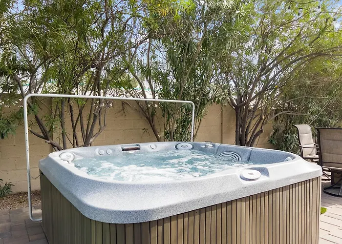 Ferienhaus The Sunset House - Pool, Hot Tub & Putting *